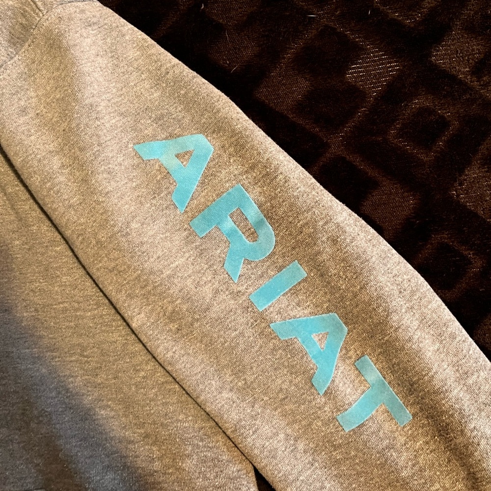 Ariat hoodie